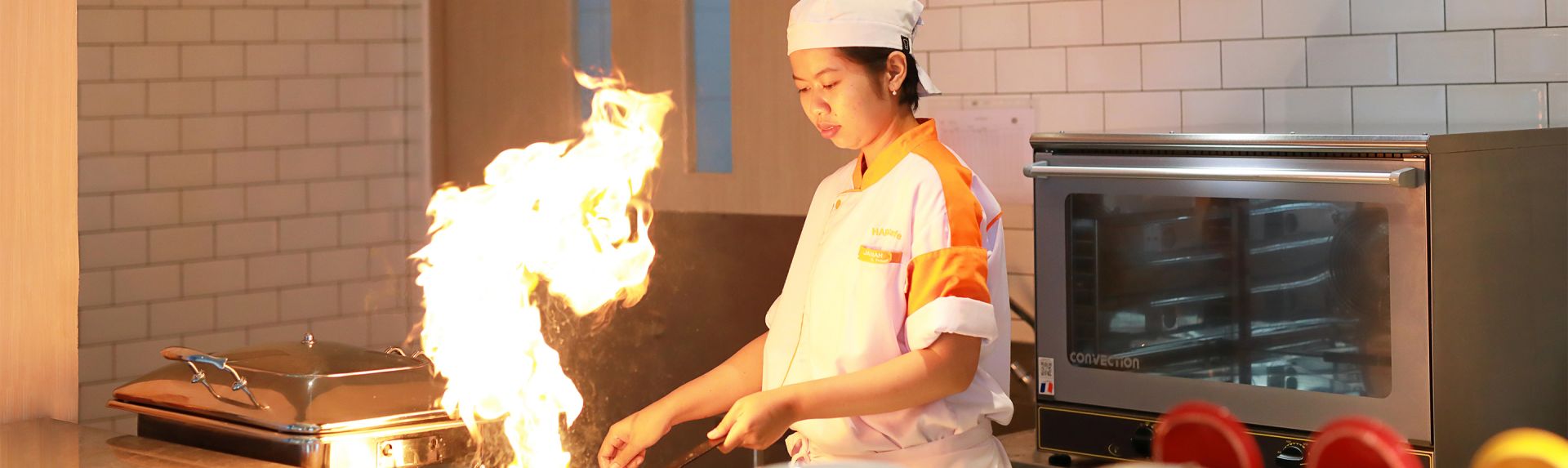 HARRIS Hotel & Conventions Bundaran Satelit Surabaya Dining