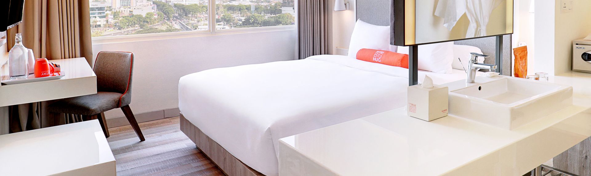 HBSS banner desktop 1