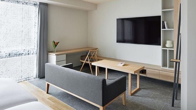 Overview Studio Deluxe Thumb