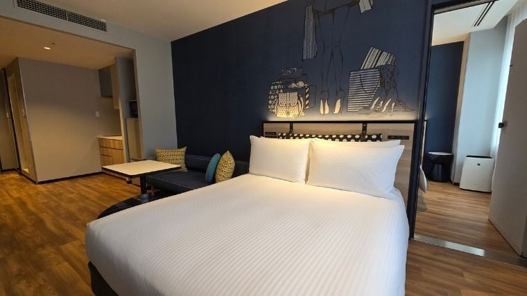 Stay Connected 2 Beds​