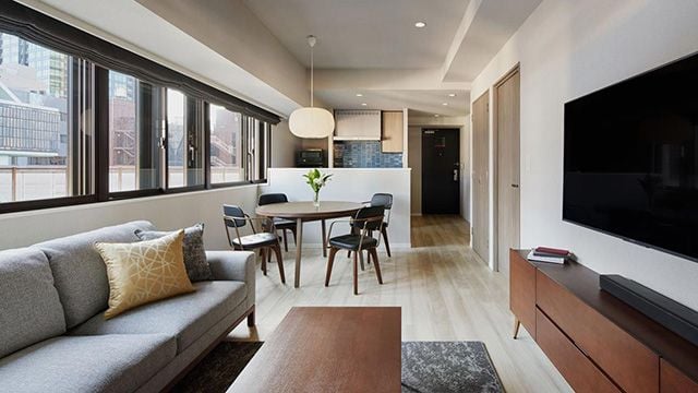 Overview One Bedroom Corner Suite Thumb