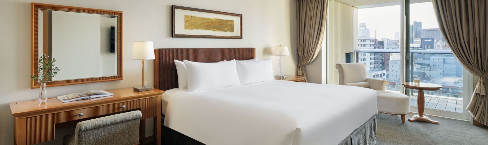 Oakwood Premier Tokyo Midtown Three Bedroom Deluxe Apartment Banner Desktop