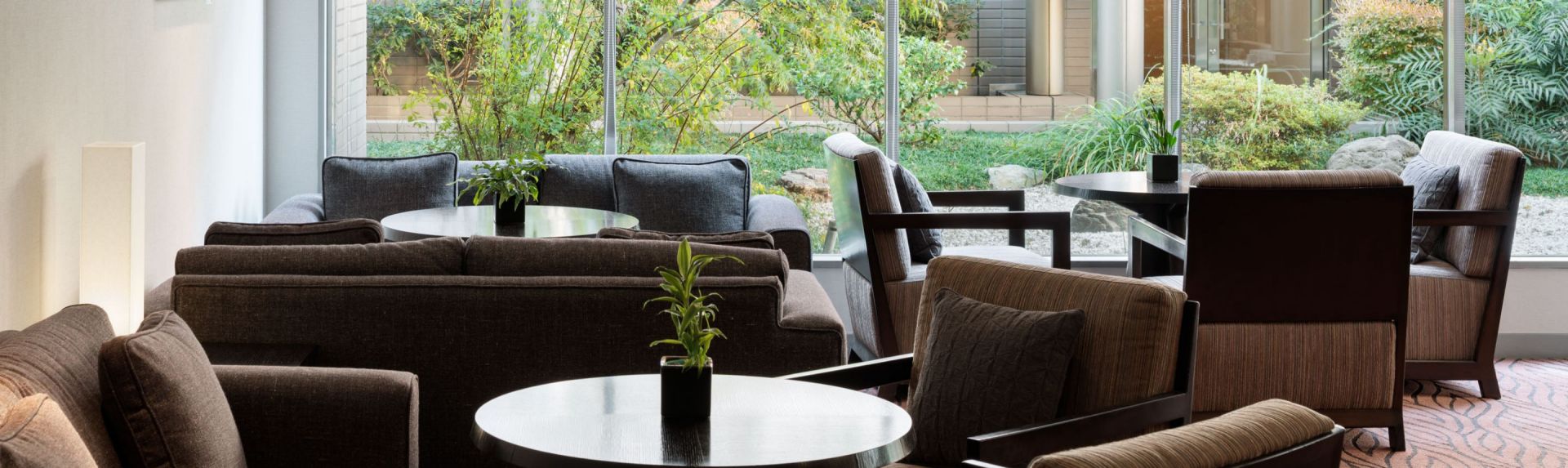 Oakwood Residence Aoyama Tokyo Overview Banner Desktop