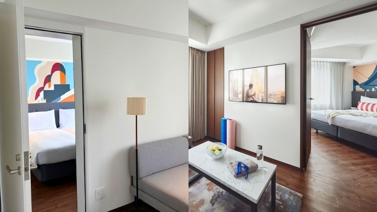 Stay Connected with Living Room 3 Beds​