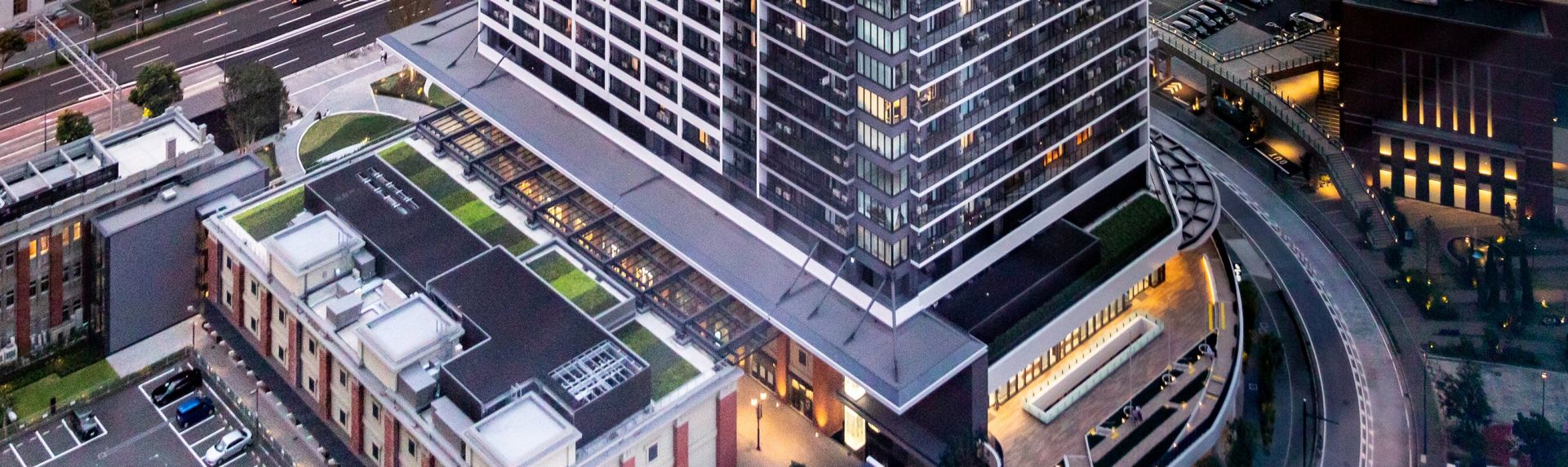 Apartments near Yokohama Station Oakwood Suites Yokohama