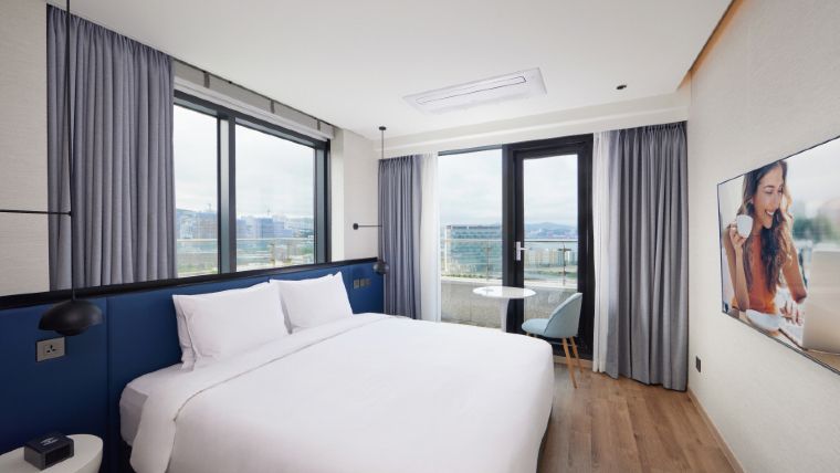 Typeofroom Hotel Korea Citadines Connect Hari Busan Executive Room King With View Terrace 1 HR 760x428px