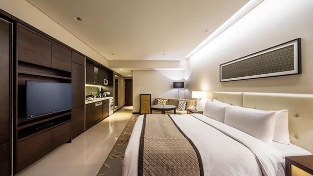 Overview Studio Superior Thumb