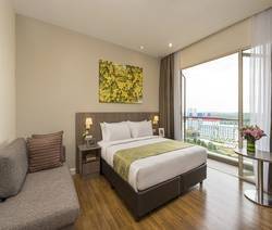 Comfortable Master Bedroom of a Studio Premier at Somerset Medini Iskandar Puteri