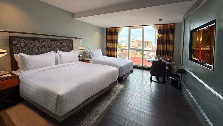 Executive Triple Deluxe Inc George's Nyonya Hi-Tea Set (1st Sept till 15th Dec 2025)