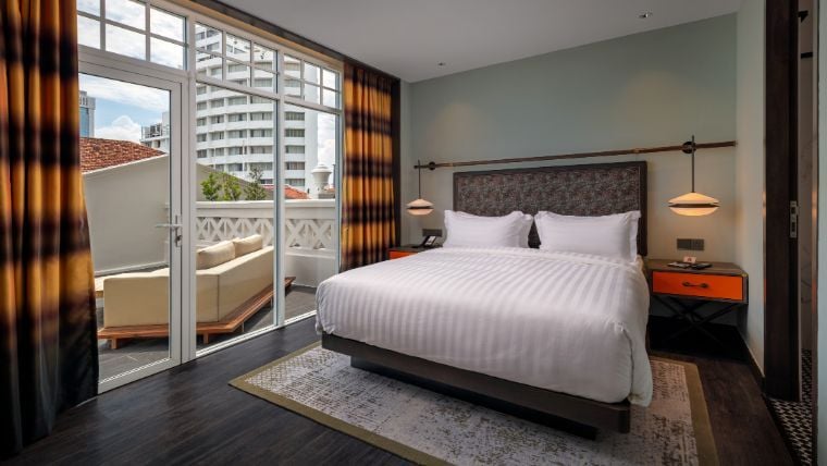 콜로니얼 스위트