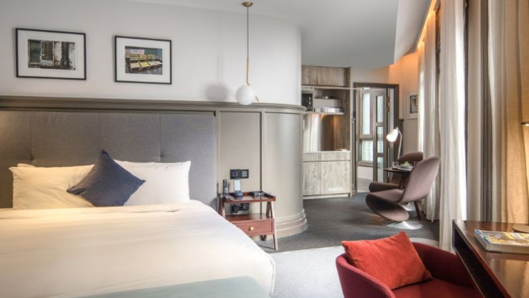 Overview Studio Premier Thumbnail