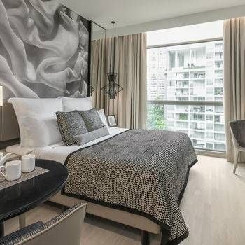 Studio Executive Suite