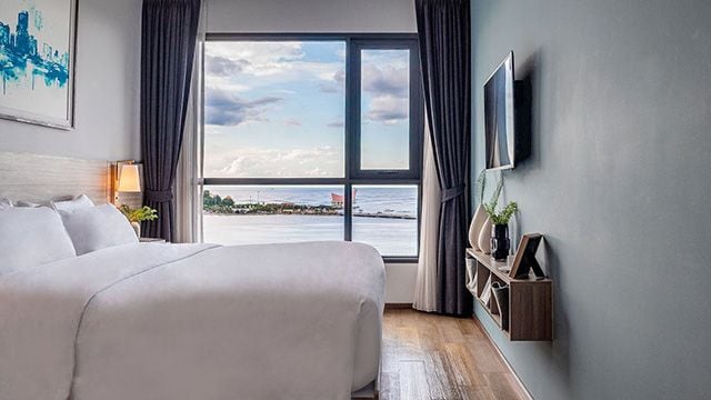 ห้องพรีเมียม เตียงเดียว วิวทะเล