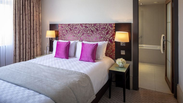 Classic Room The Cavendish Clasic Room Thumbnail