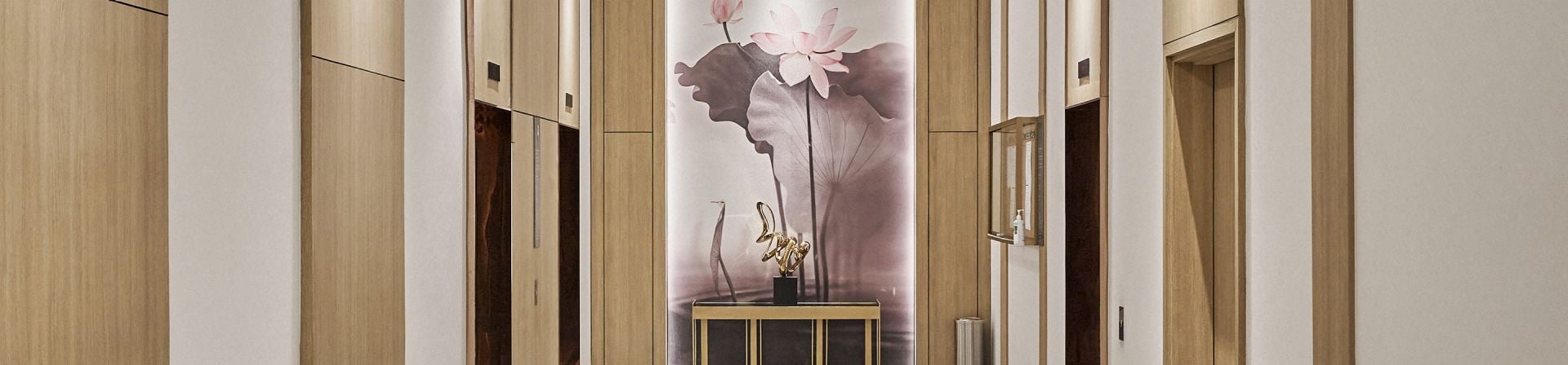 corridor-at-richlane-residences