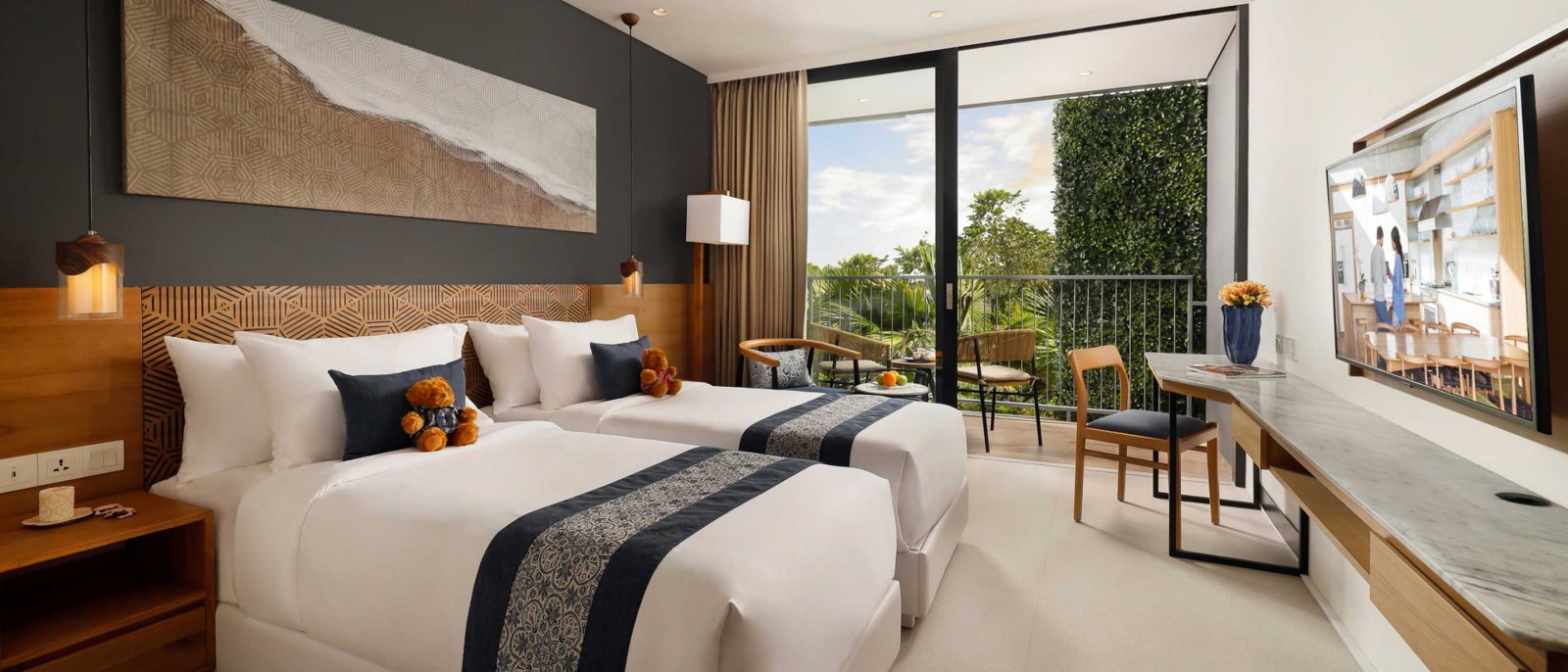 banner studio executive twin cbbb