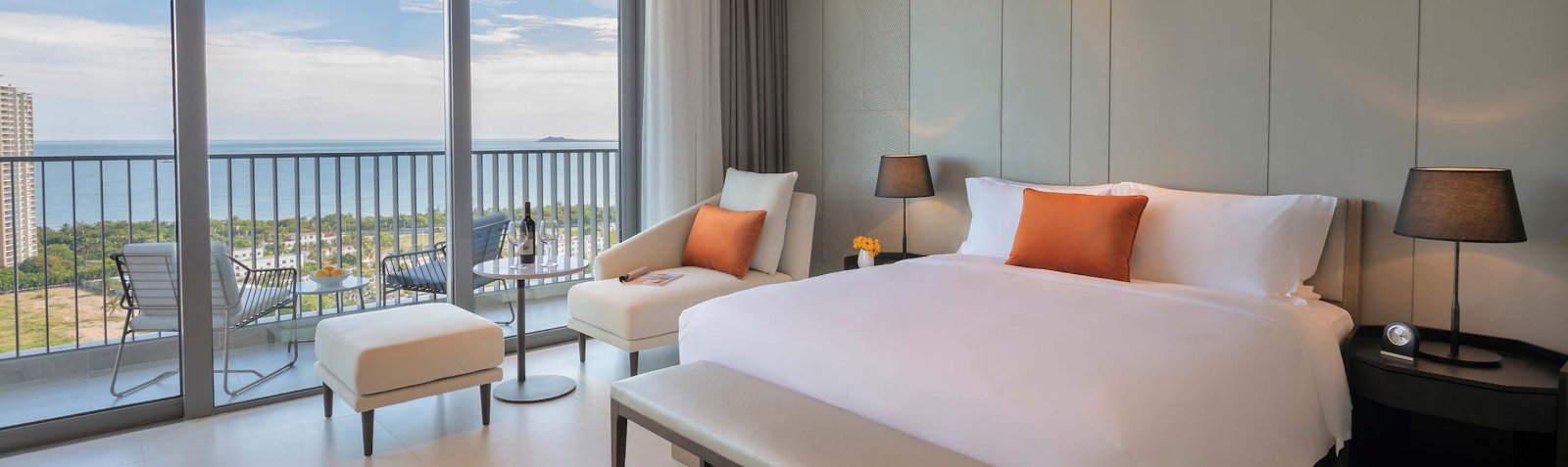 Oakwood Apartments Sanya Studio Deluxe Ocean View Banner Desktop