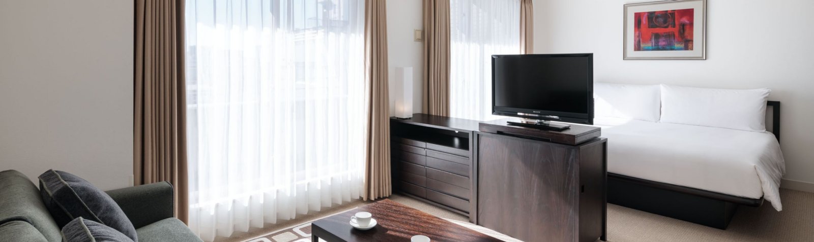 Oakwood Residence Aoyama Tokyo Studio Deluxe Banner Desktop