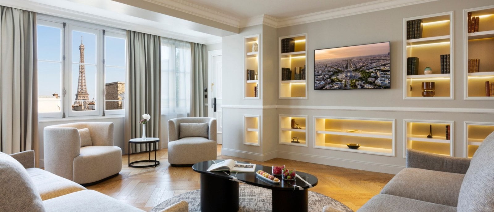 La Clef Tour Eiffel Paris by The Crest Collection Apartments